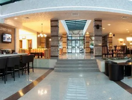 迪特琳娜酒店 酒店 3*