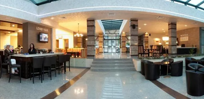 Detelina Hotel 3*