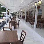 Hotel Detelina 3*