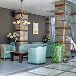 Detelina Hotel 3*