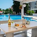 Hotel Detelina 3*