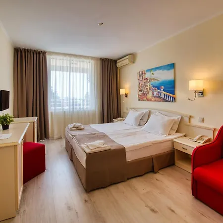 Detelina 3* Altın Kumlar