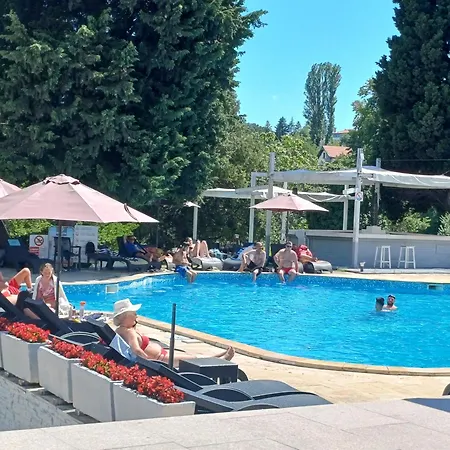 Hotel Detelina