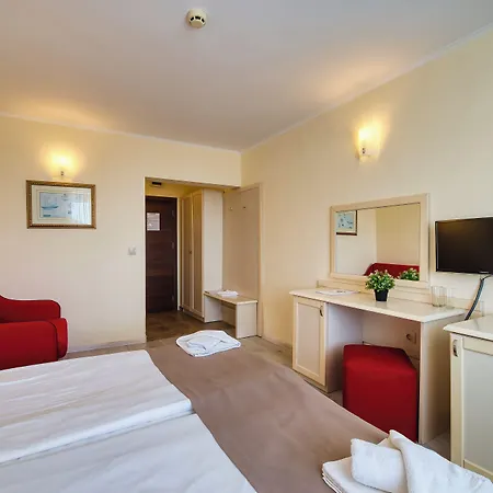 Hotel Detelina 3*